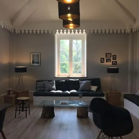 Grand 150m2 Dans Belle Maison Bourgeoise Vernaison